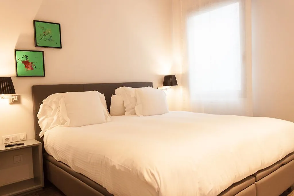 Decô Apartments Barcelona-Diagonal 0*, Barcelona Espanha