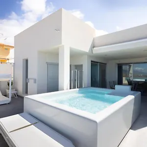 https://homme-of-tulio-space-of-ten.in-canary-islands.com